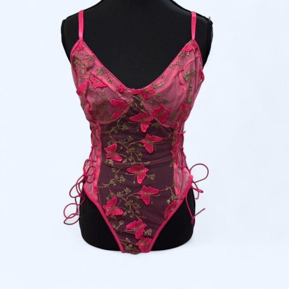 Pink Butterfly Embroidered Lace Mesh Bodysuit‎